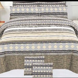 COPY - Queen size black & beige duvet set